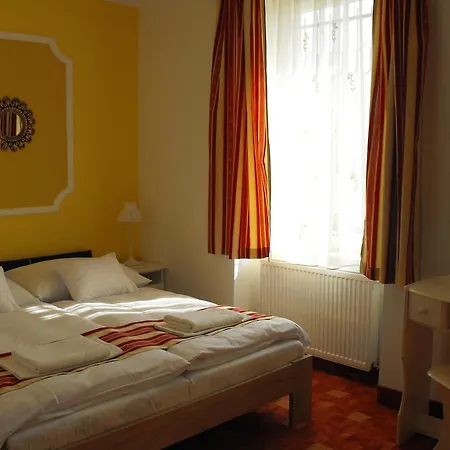 Centrum Panzio Vendégház Szentendre