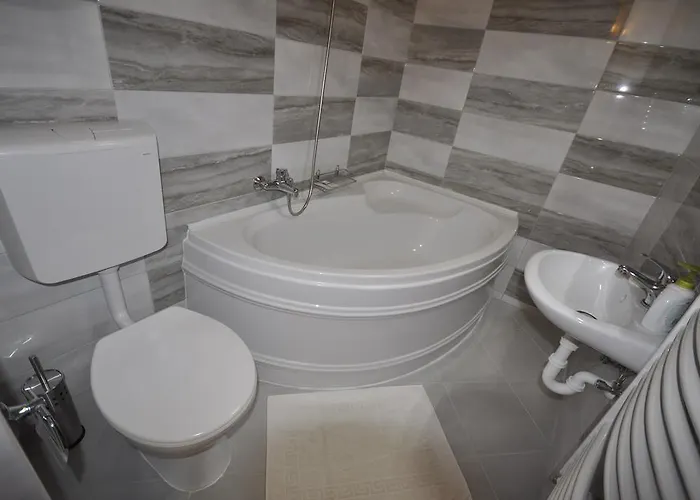 Centrum Panzio Pensionat 4*