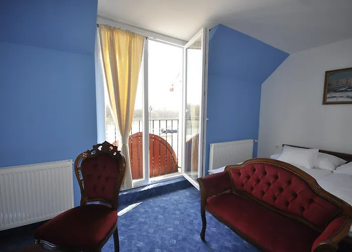 Centrum Panzio 4* Szentendre